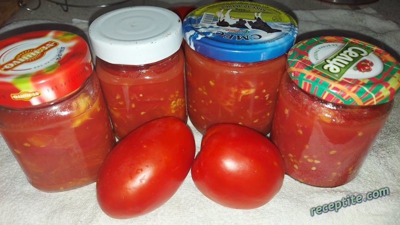 Снимки към Консервирани белени домати