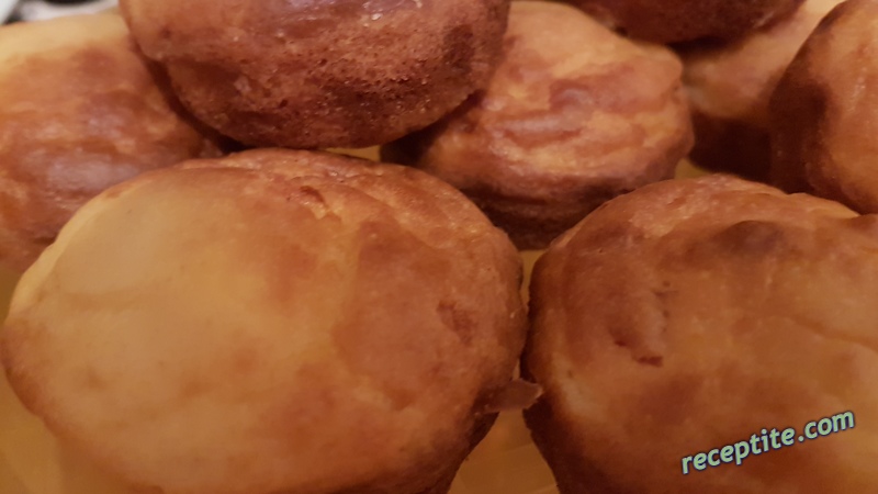 Снимки към Солени мъфини с колбас и зелени маслини