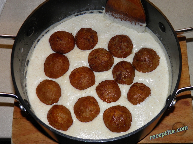 Снимки към Кьотбулар (Koettbullar)