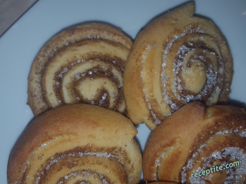 Снимки към Канелени охлювчета