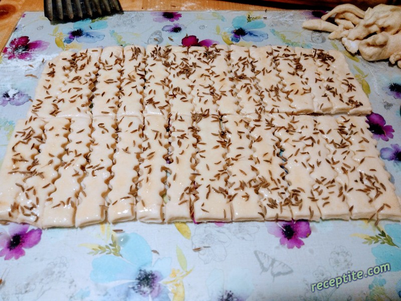 Снимки към Соленки пръчици с ким
