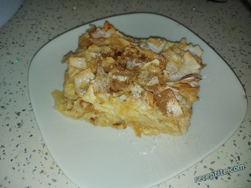 Снимки към Млечна баница от домашна юфка