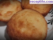 снимка 7 към рецепта Пухкави мъфини със сирене и кашкавал