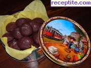 снимка 13 към рецепта Шоколадови сладки с фъстъчено масло