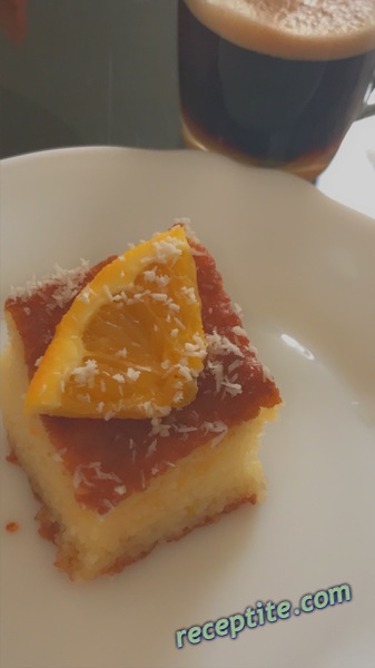 Снимки към Гръцки кекс с грис