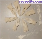 снимка 1 към рецепта Питка с мая за Коледа