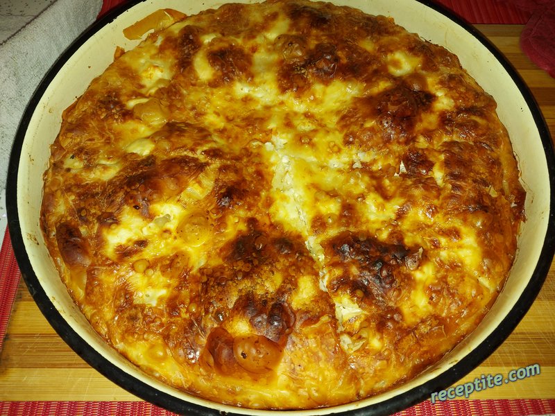 Снимки към Наложена баница с готови кори