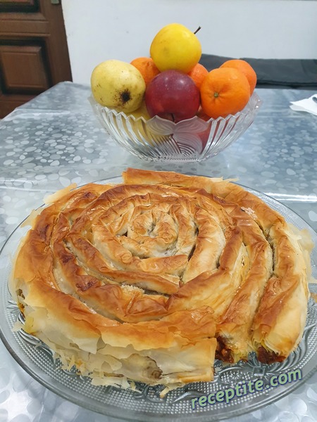 Снимки към Тиквеник с готови кори