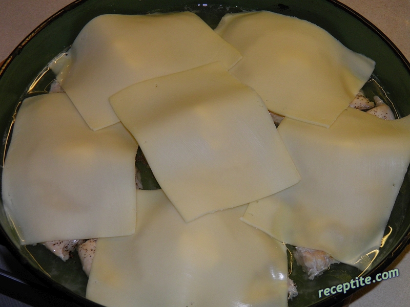 Снимки към Пилешки пържоли с ананас
