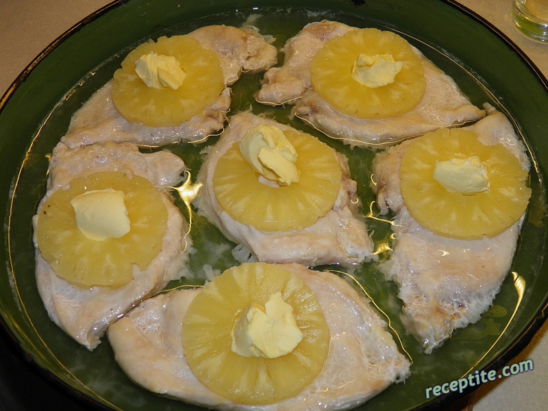 Снимки към Пилешки пържоли с ананас