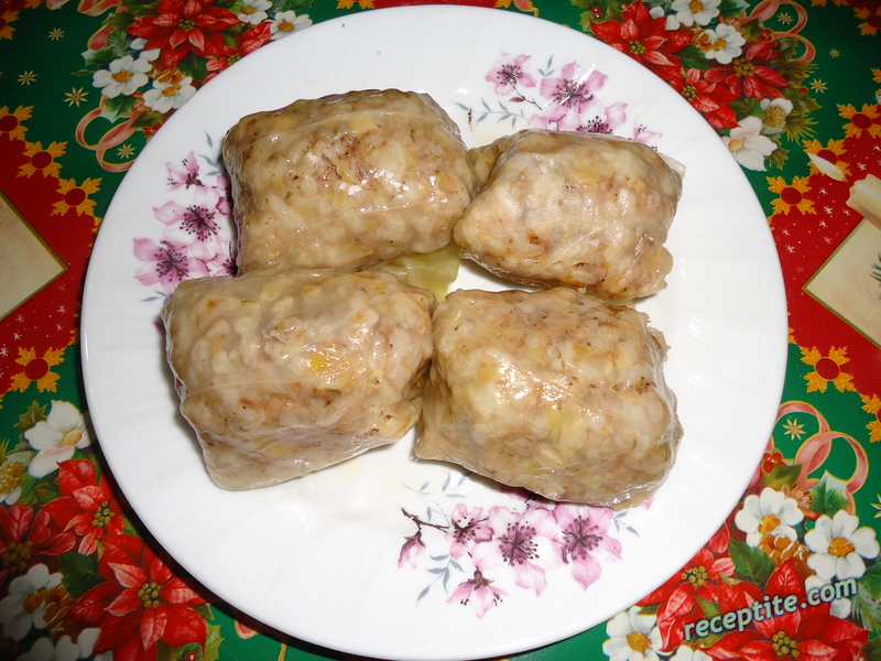 Снимки към Сарми с кисело зеле