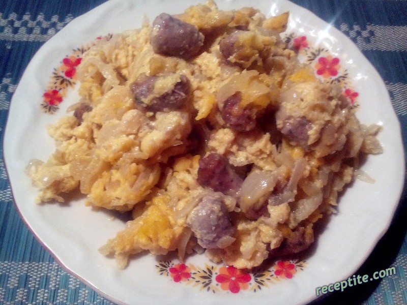 Снимки към Бъркани яйца с праз