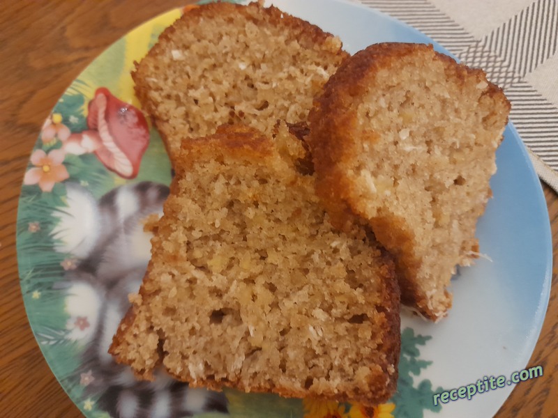 Снимки към Кекс с ябълки и кокос