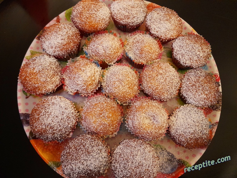 Снимки към Портокалови мъфини с канела