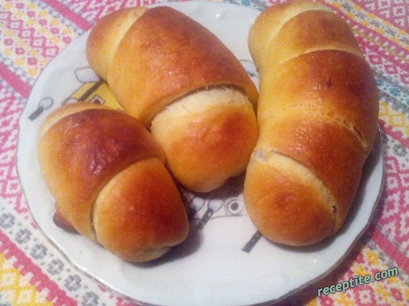 Снимки към Бриоши с кисело мляко