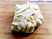 снимка 5 към рецепта Катлама с кайма - узбекски плоски питки с пълнеж
