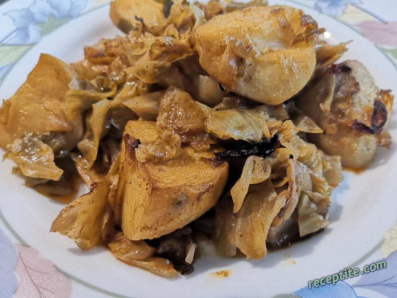 Снимки към Кисело зеле с картофи на фурна II вид