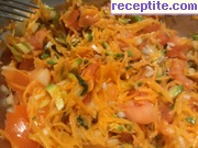 снимка 1 към рецепта Салата моркови, домати и авокадо