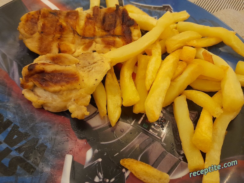 Снимки към Мариновани пилешки пържоли