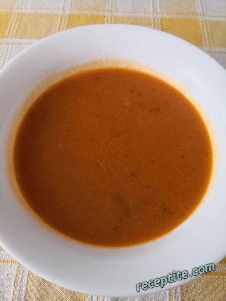 Снимки към Доматена крем-супа със сметана