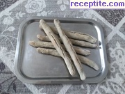 снимка 3 към рецепта Гризинки с коприва