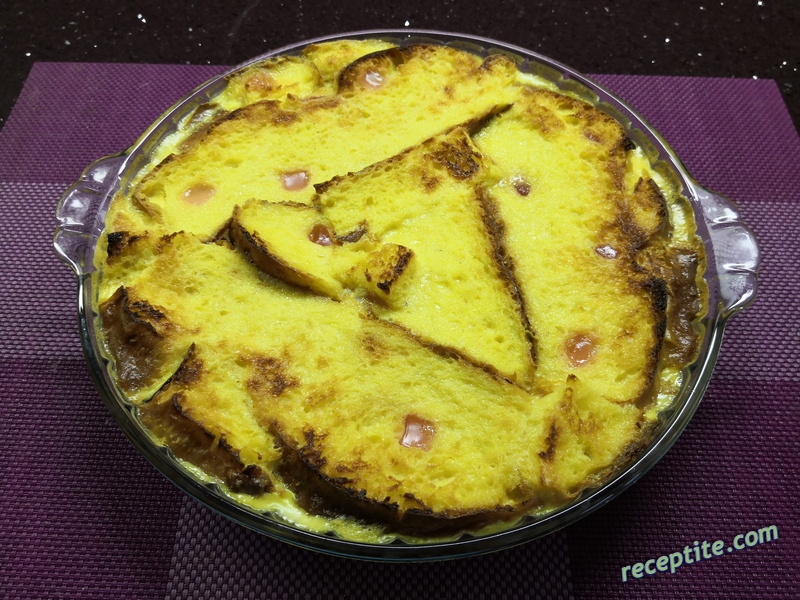 Снимки към Шарлота с виенски кифли