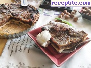 снимка 4 към рецепта Тарт с карамелизиран ревен и лешников пълнеж