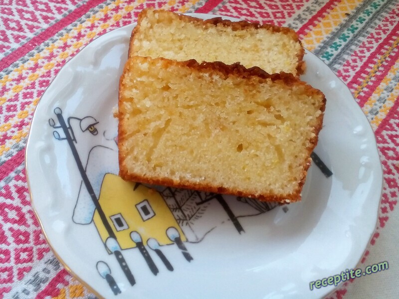 Снимки към Кейк с кисело мляко