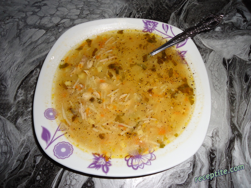 Снимки към Пилешка супа Мими