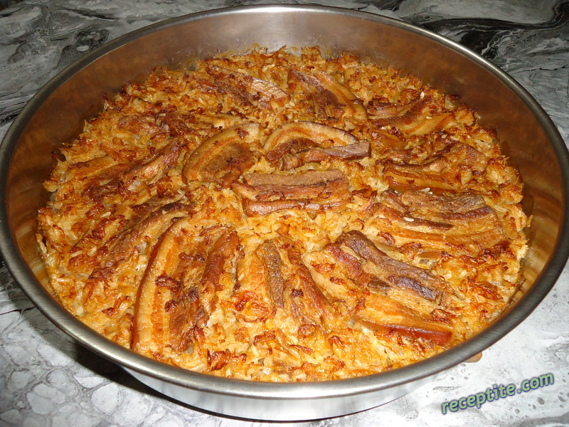Снимки към Кисело зеле с ориз и свинско месо