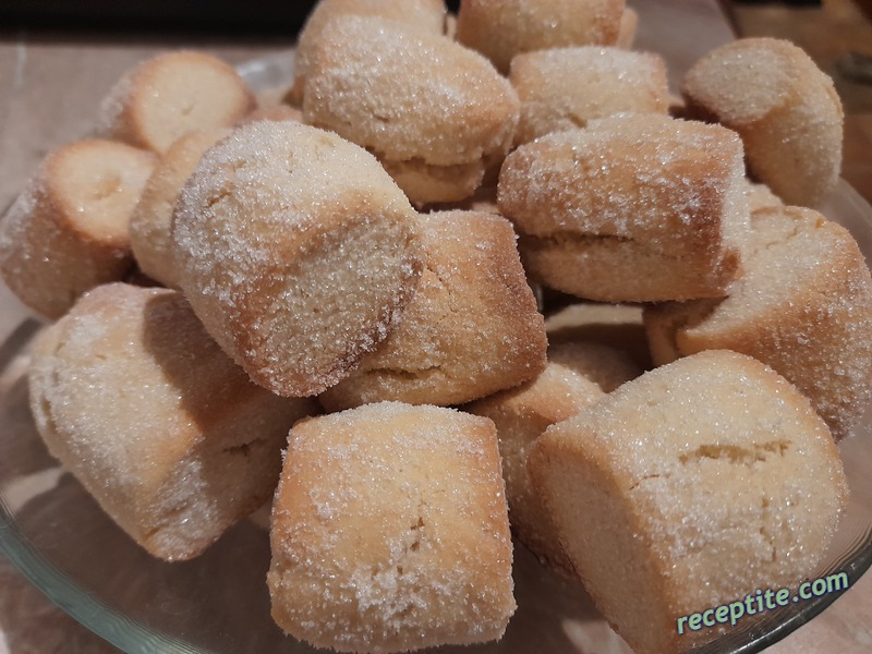 Снимки към Бисквити без масло и яйца