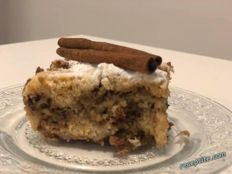 Снимки към Щрудел с ябълки и грис