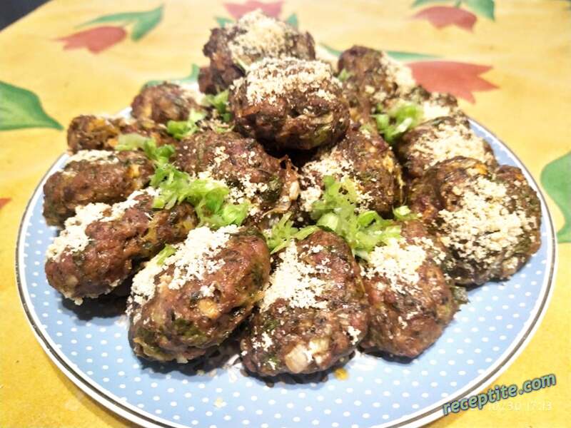 Снимки към Кюфтета с гъби и праз