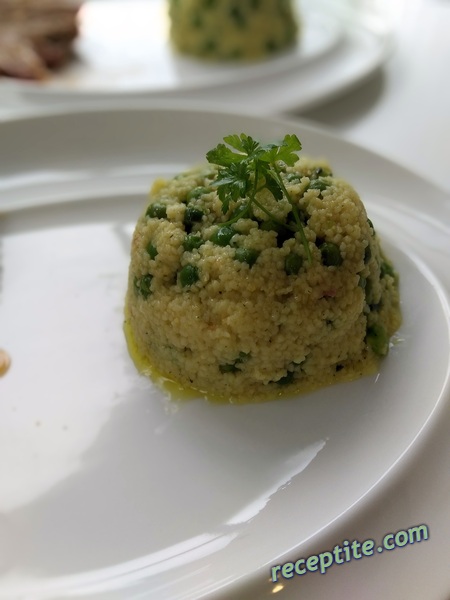 Снимки към Марокански кус-кус с грах