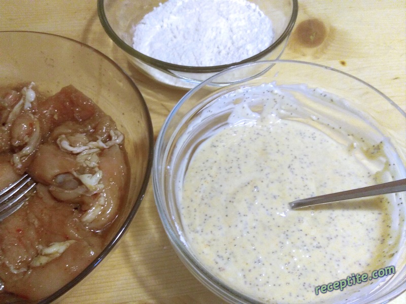 Снимки към Панирани пилешки хапки