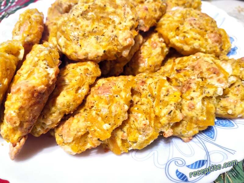 Снимки към Солени бисквити с тиква