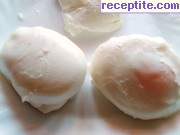 Поширани яйца в микровълнова