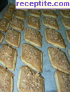 снимка 2 към рецепта Марципанови бисквити с бадемова поръска
