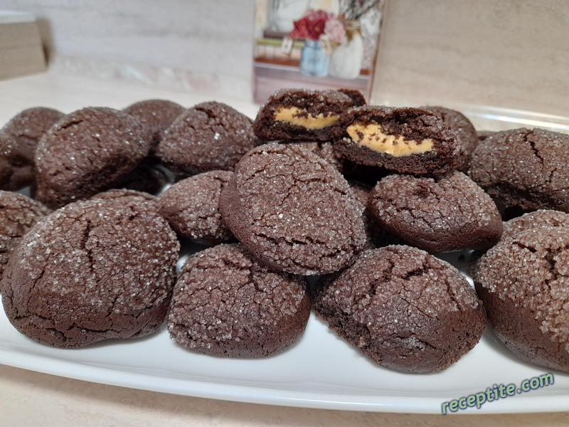 Снимки към Шоколадови сладки с фъстъчено масло