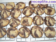 снимка 5 към рецепта Мраморни бисквити Heidesand
