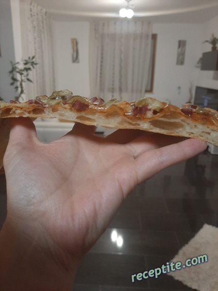 Снимки към Пица със закваска