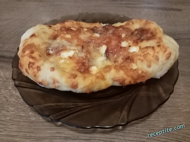 Снимки към Цървулки със сирене и кашкавал