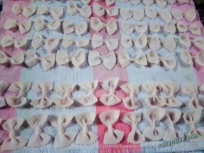 Снимки към Домашна паста панделки