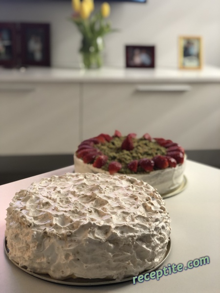 Снимки към Египетска торта