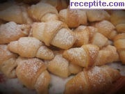 снимка 3 към рецепта Кифлички с мас