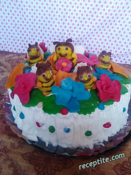 Снимки към Торта с готови блатове, шоколад и кокос