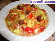 снимка 9 към рецепта Салата с печен патладжан, чушки и домати