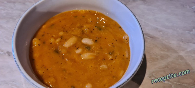 Снимки към Яхния от стар фасул