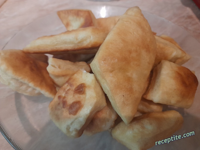 Снимки към Бухтички със сирене
