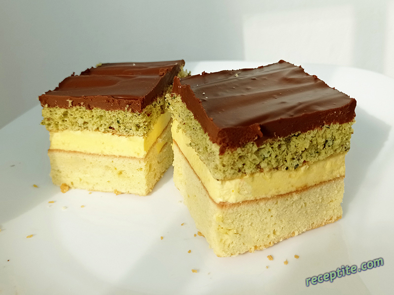Снимки към Сладкиш *Кралица Мария*